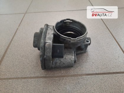 Škrtící klapka 038128063G